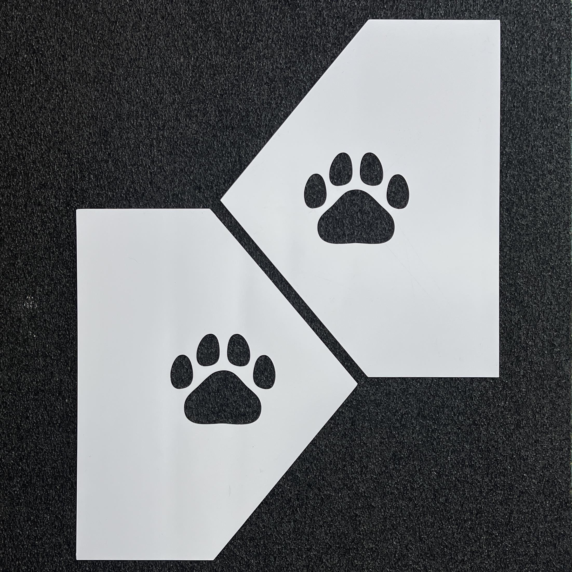 Dog Paw Print Stencil dog-paw-print-stencil