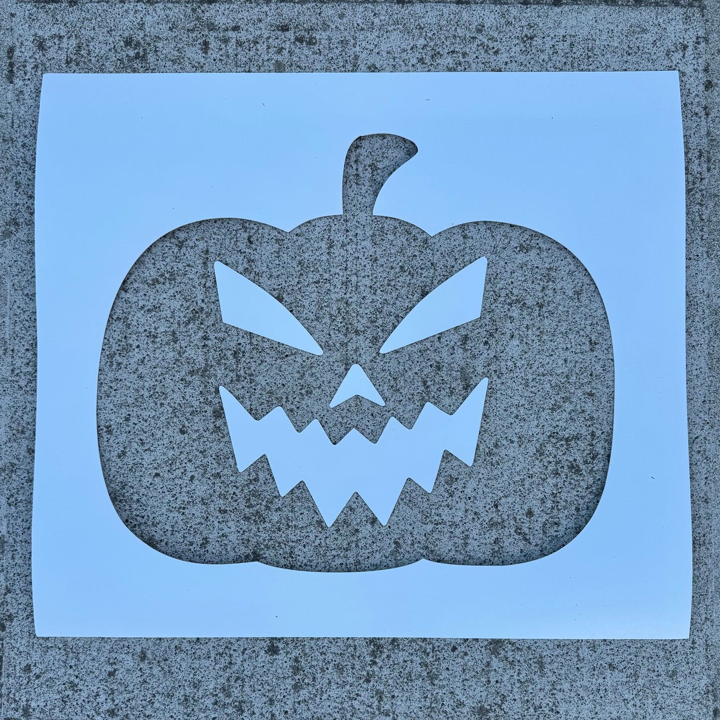 Jack-O-Lantern Bundle | Invisible Spray + 5 Rainwork Stencils