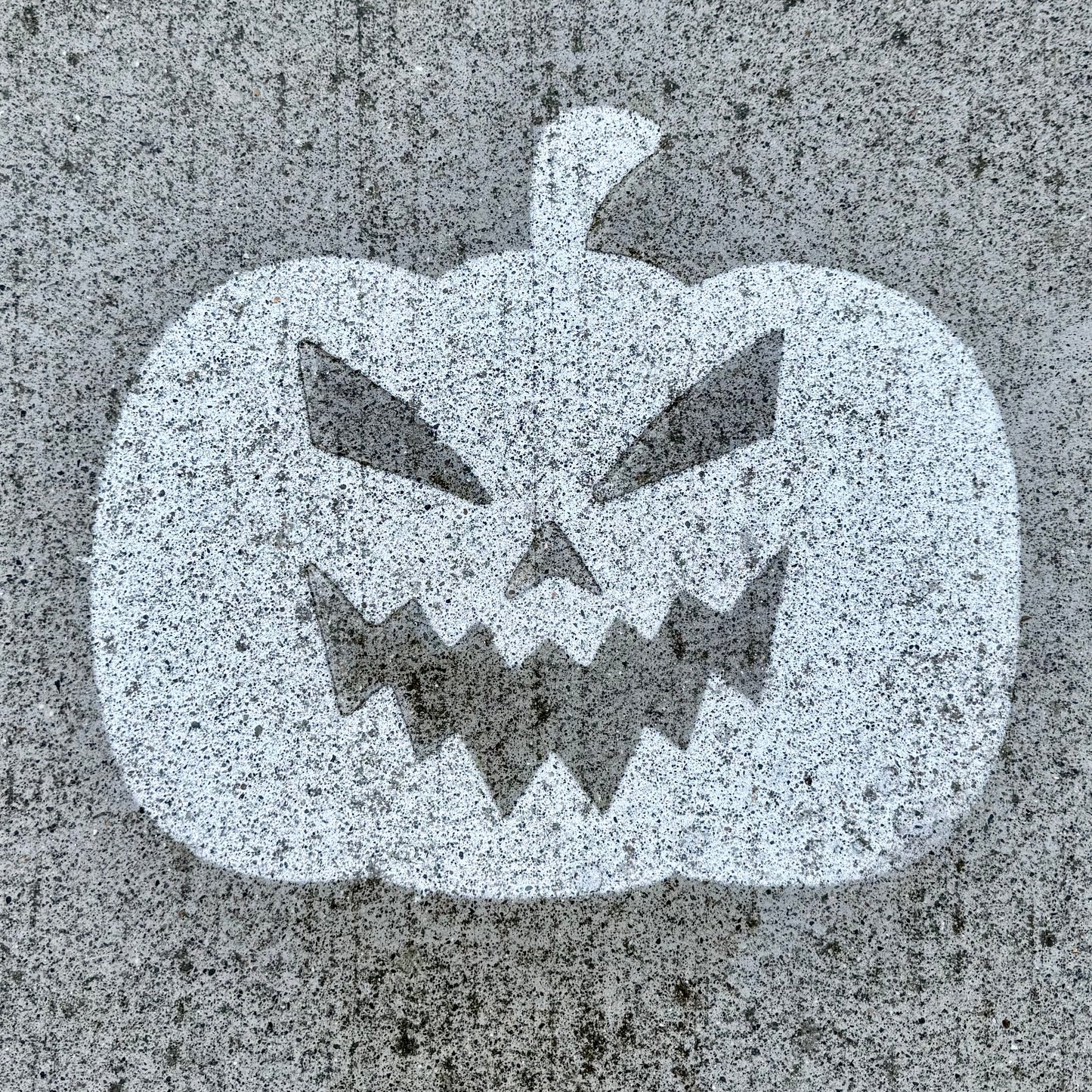 Jack-O-Lantern Bundle | Invisible Spray + 5 Rainwork Stencils